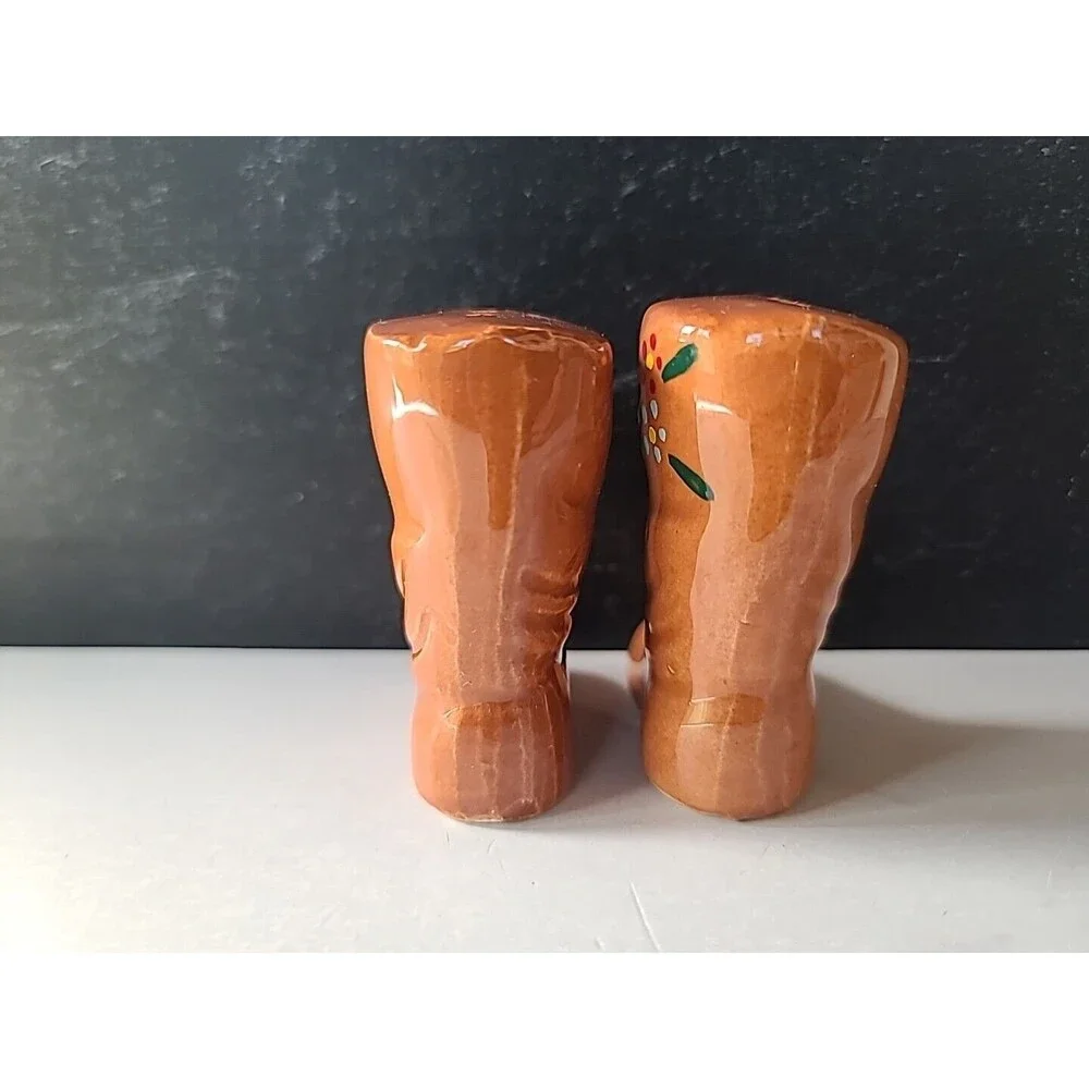 Grand River Dam Souvenir Salt And Pepper Shakers Vintage, READ